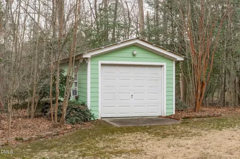 8132 Robincrest Court Fuquay Varina NC 27526