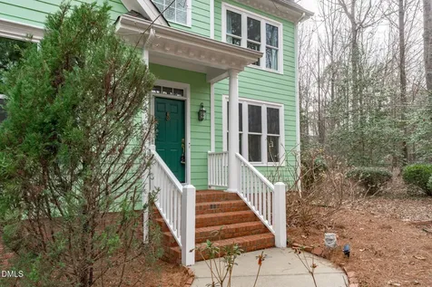 8132 Robincrest Court Fuquay Varina NC 27526