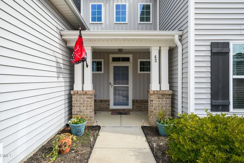 42 Saltwater Cove Clayton NC 27520