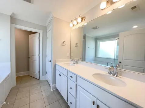 2928 Thurman Dairy Loop Wake Forest NC 27587
