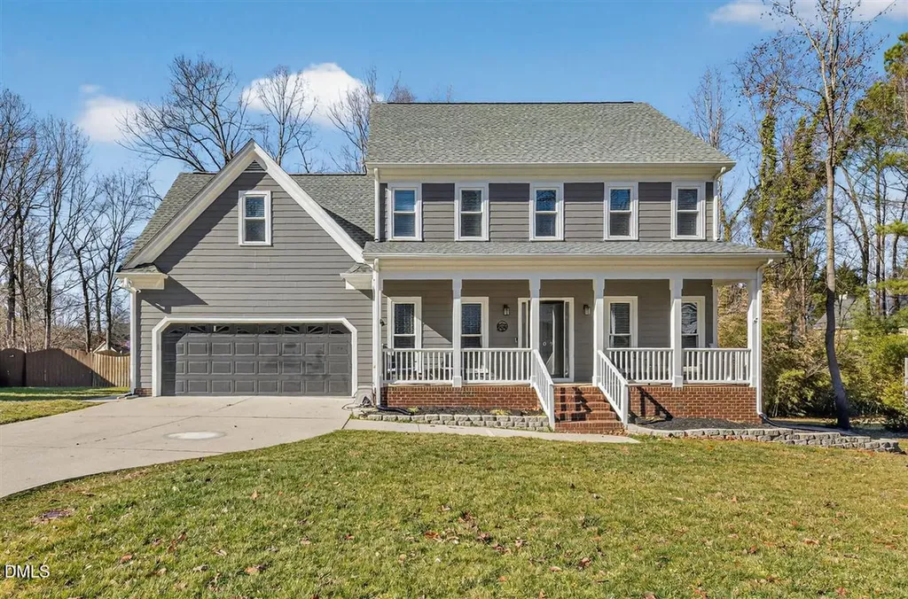 609 Oakhall Drive Holly Springs NC 27540