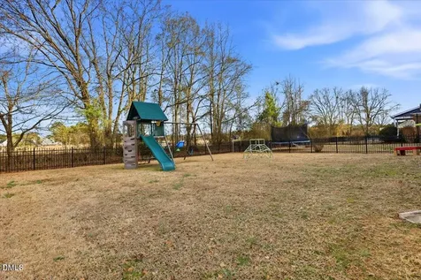 110 Somervale Lane Goldsboro NC 27530