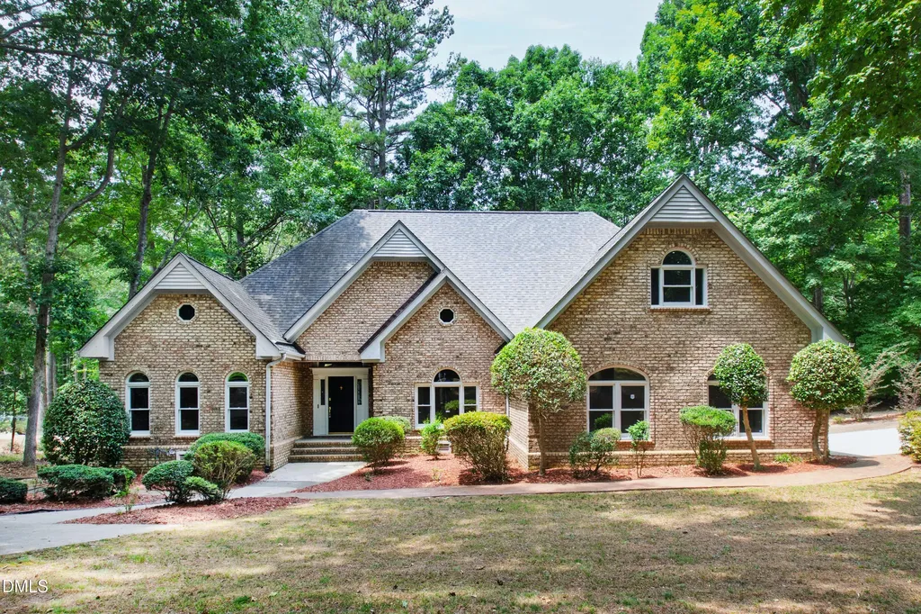 904 Stonecutter Court Raleigh NC 27614