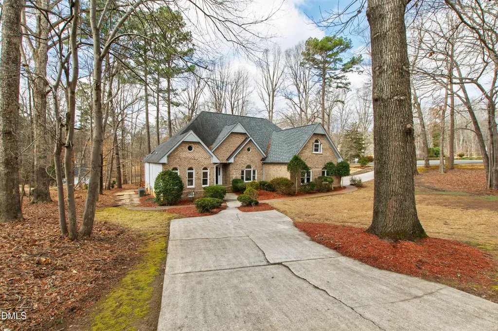 904 Stonecutter Court Raleigh NC 27614