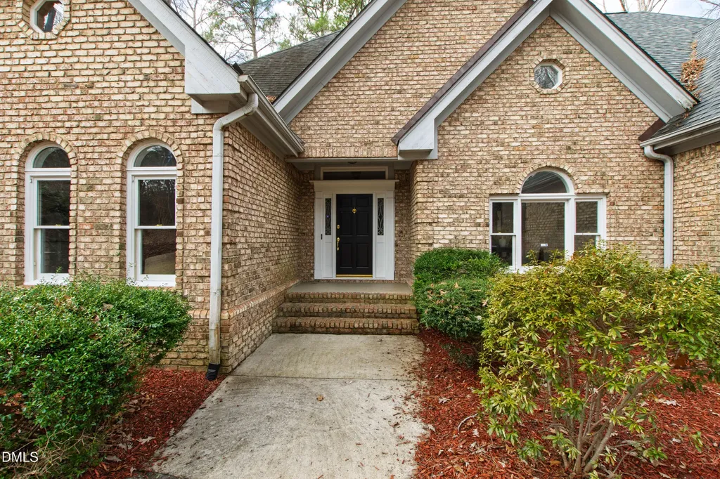 904 Stonecutter Court Raleigh NC 27614