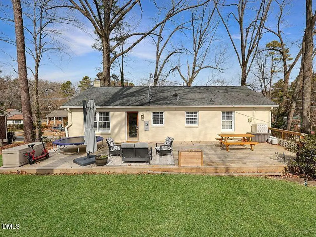 211 Westridge Drive Raleigh NC 27609