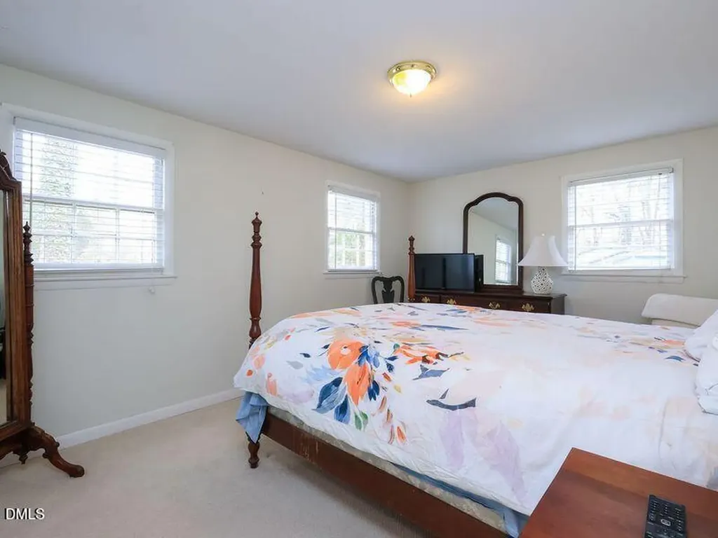 211 Westridge Drive Raleigh NC 27609