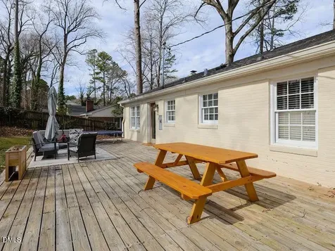 211 Westridge Drive Raleigh NC 27609