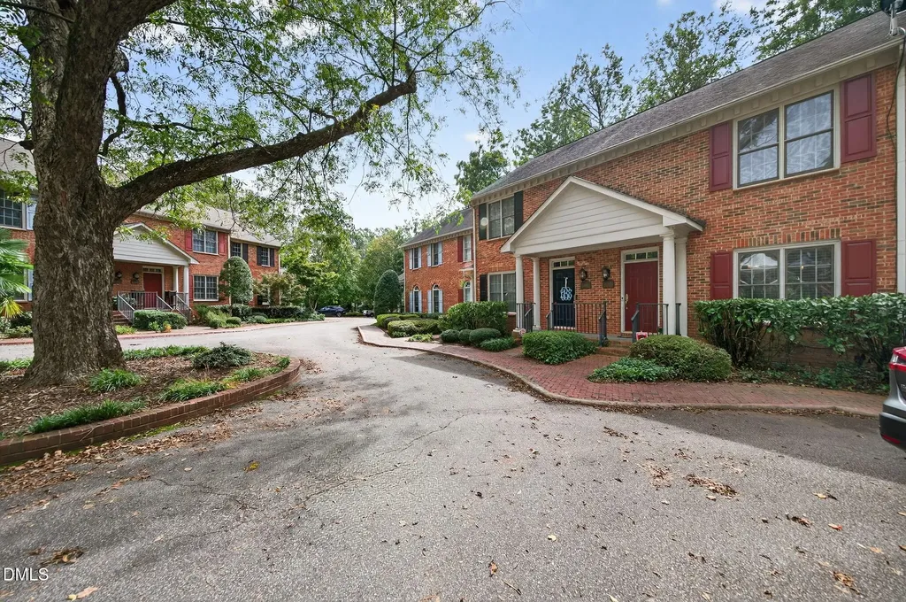 1404 Governors Court Raleigh NC 27604