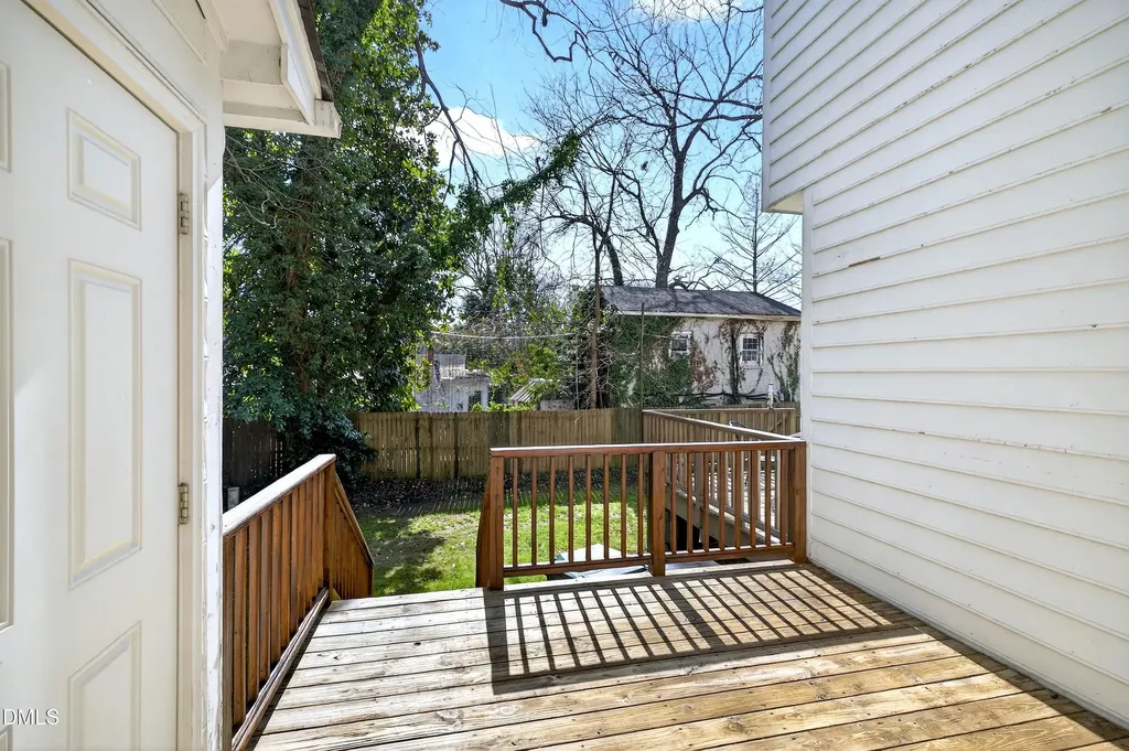 1404 Governors Court Raleigh NC 27604