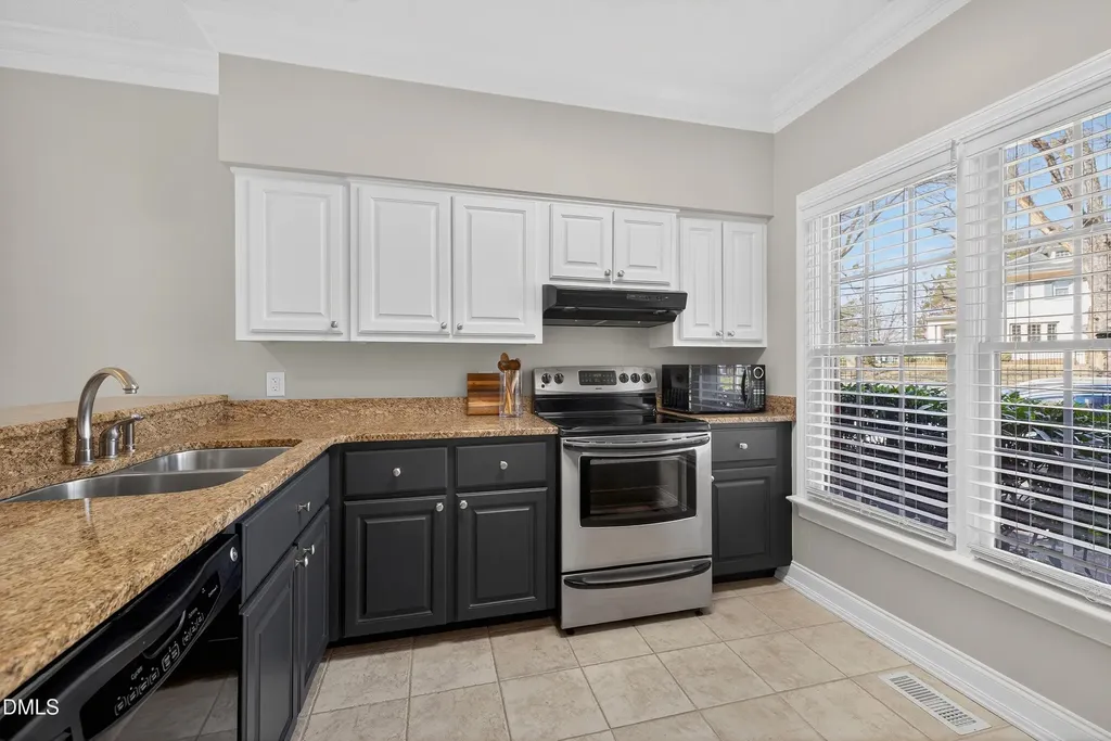 1404 Governors Court Raleigh NC 27604