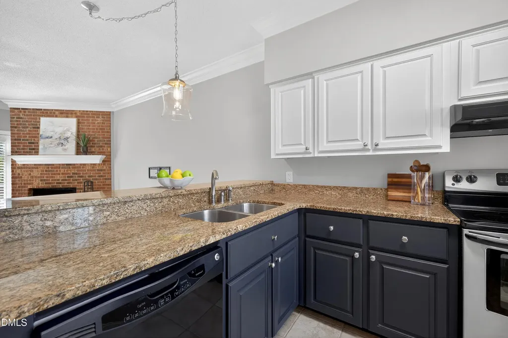 1404 Governors Court Raleigh NC 27604