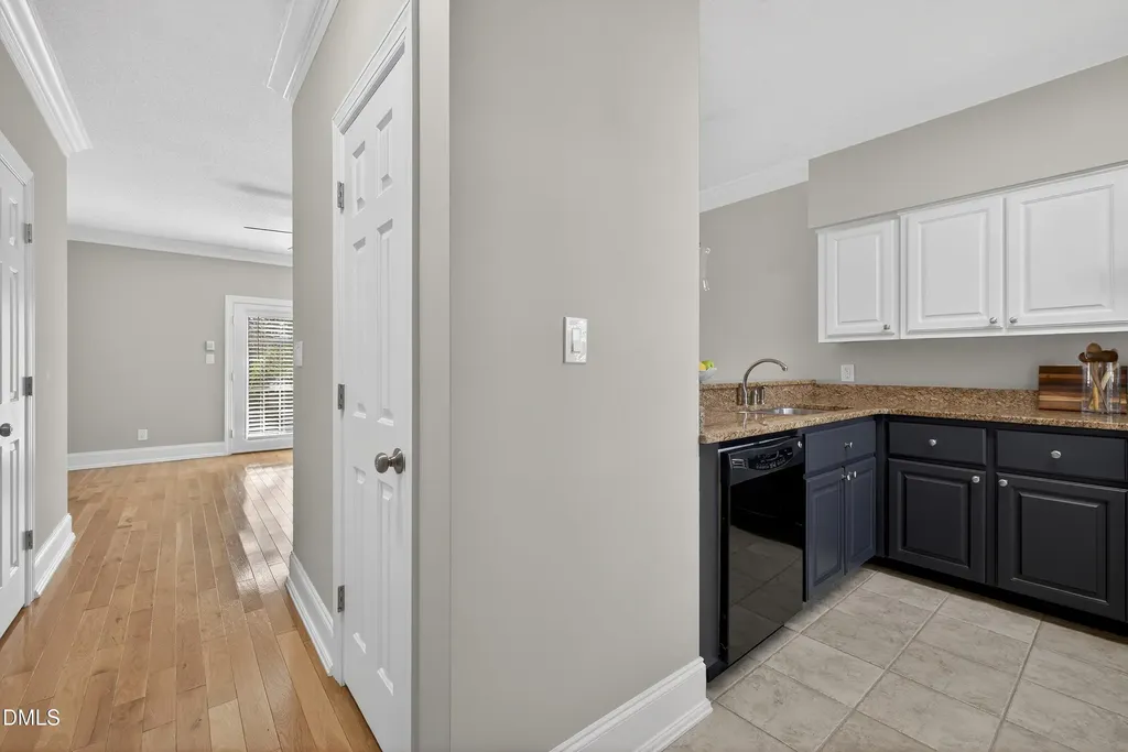 1404 Governors Court Raleigh NC 27604