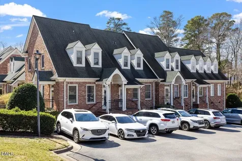 105 Salem Towne Court Apex NC 27502