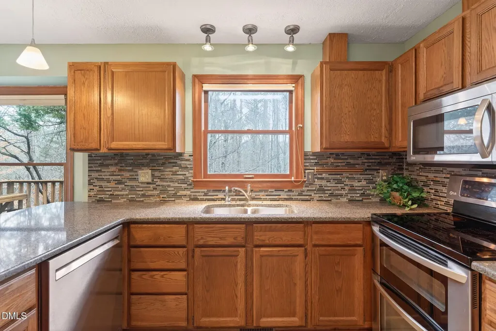 206 Wild Turkey Trail Chapel Hill NC 27516