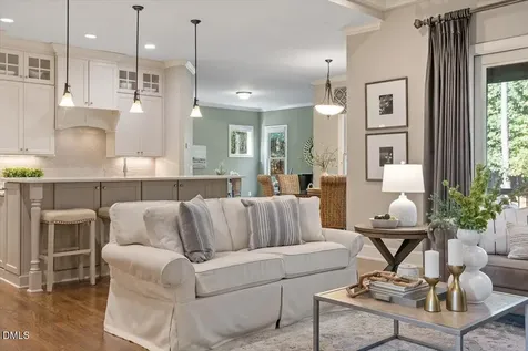 124 Dartmoor Lane Raleigh NC 27614