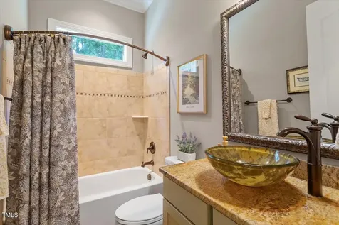 124 Dartmoor Lane Raleigh NC 27614