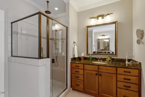 124 Dartmoor Lane Raleigh NC 27614