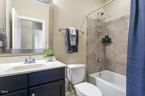 124 Dartmoor Lane Raleigh NC 27614