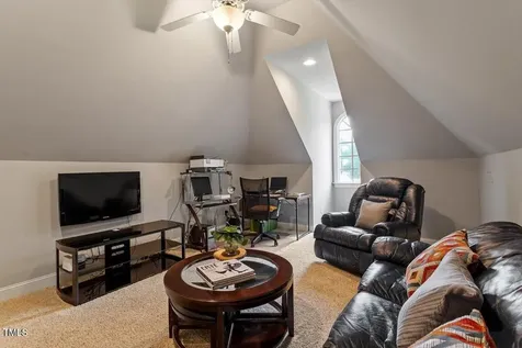 124 Dartmoor Lane Raleigh NC 27614