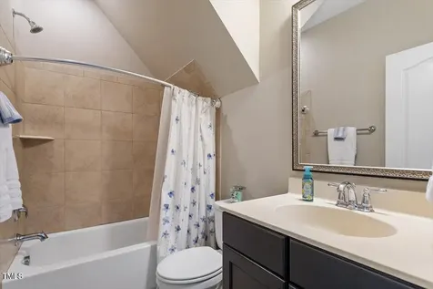 124 Dartmoor Lane Raleigh NC 27614
