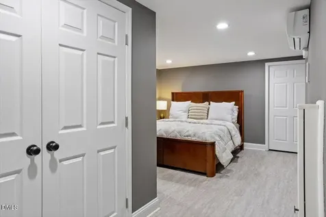 124 Dartmoor Lane Raleigh NC 27614