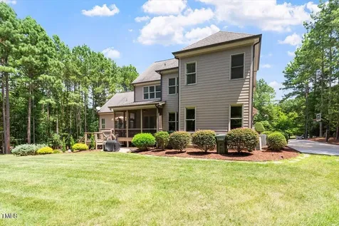 124 Dartmoor Lane Raleigh NC 27614