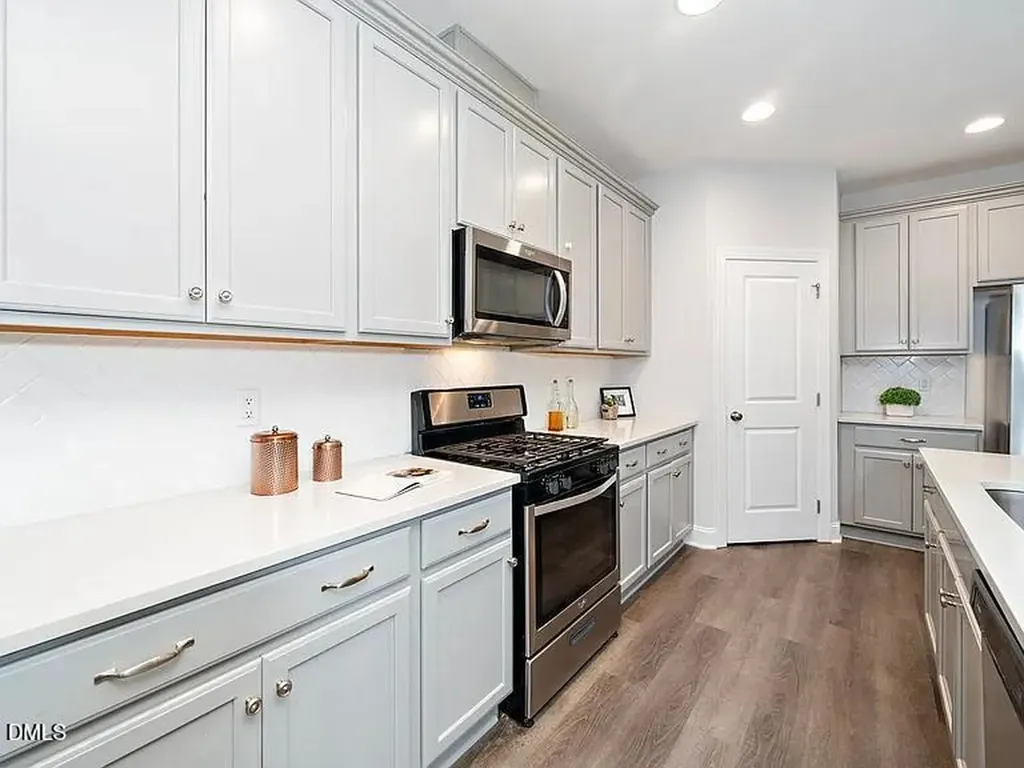 1425 Queen Trigger Drive Fuquay Varina NC 27526