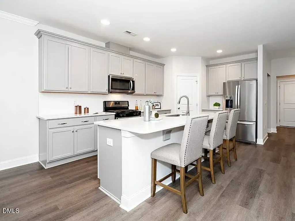1425 Queen Trigger Drive Fuquay Varina NC 27526