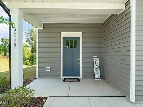 1425 Queen Trigger Drive Fuquay Varina NC 27526