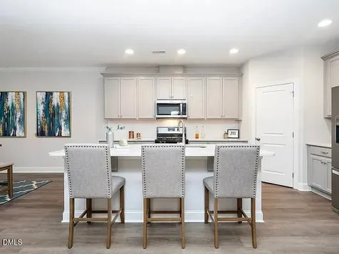 1425 Queen Trigger Drive Fuquay Varina NC 27526