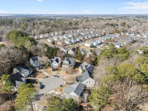 5210 Groveside Court Raleigh NC 27613