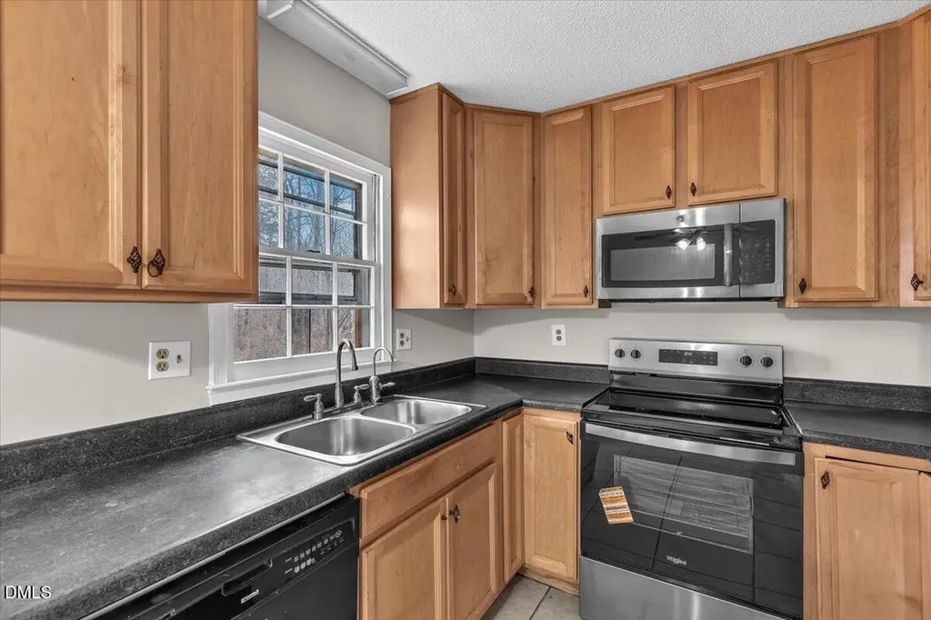 512 Smokeridge Lane Raleigh NC 27615