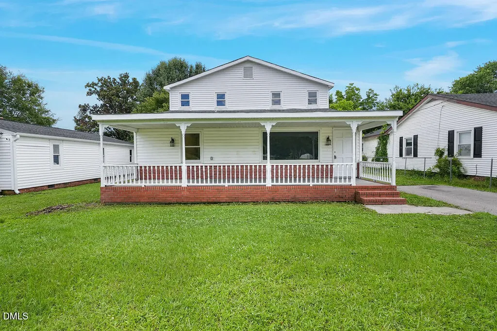 163 W Lillington Street Angier NC 27501