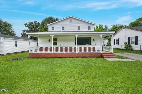 163 W Lillington Street Angier NC 27501