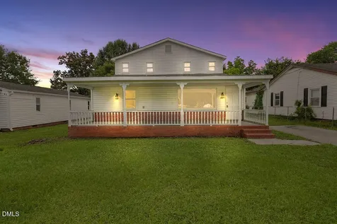 163 W Lillington Street Angier NC 27501