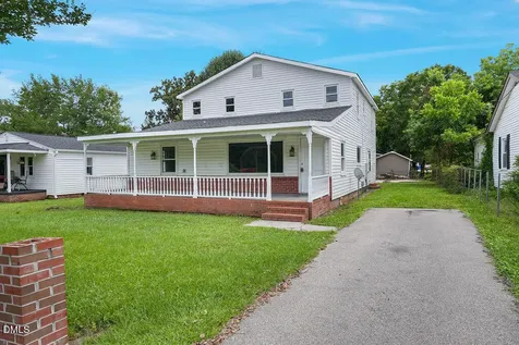 163 W Lillington Street Angier NC 27501