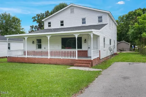163 W Lillington Street Angier NC 27501