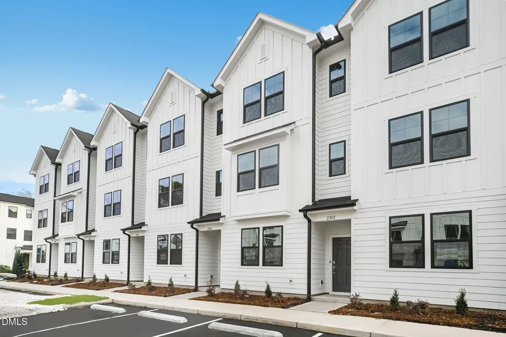 2302 Oakwood Meadows Court Raleigh NC 27604