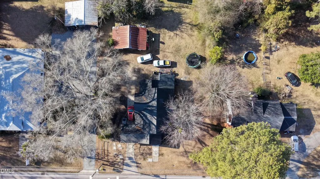 807 N Pollock Street Selma NC 27576