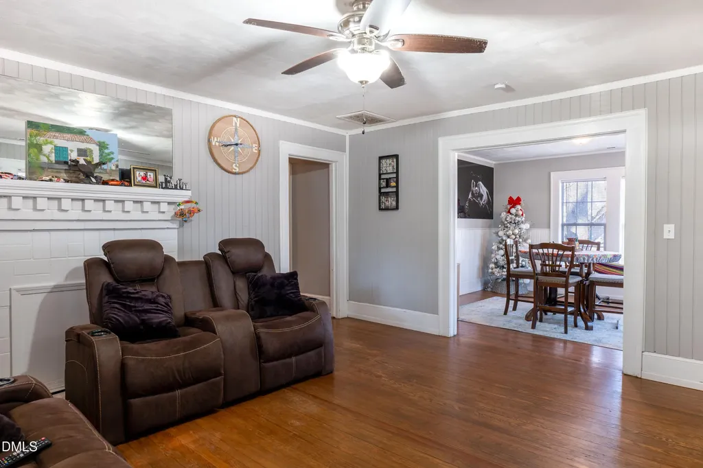 807 N Pollock Street Selma NC 27576
