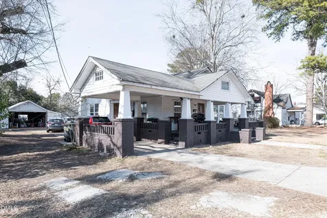807 N Pollock Street Selma NC 27576