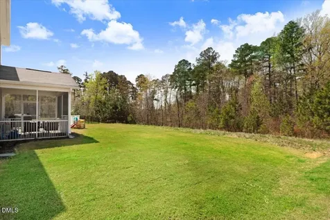 825 Golden Plum Lane Zebulon NC 27597