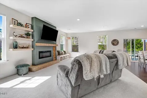 825 Golden Plum Lane Zebulon NC 27597