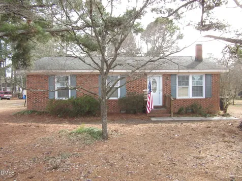 116 E Judd Street Zebulon NC 27597