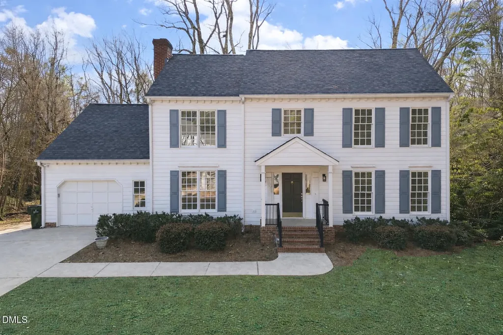 2224 Effingham Circle Raleigh NC 27615