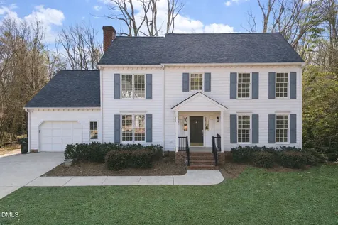 2224 Effingham Circle Raleigh NC 27615