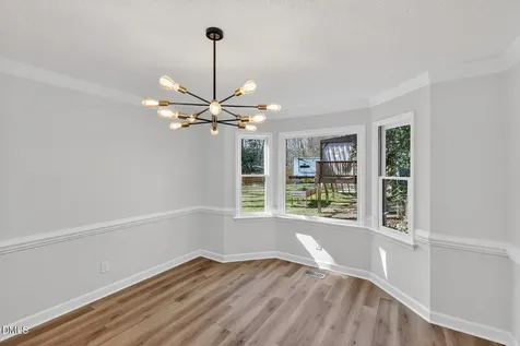 2224 Effingham Circle Raleigh NC 27615