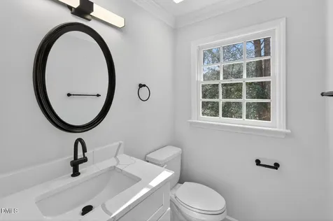 2224 Effingham Circle Raleigh NC 27615