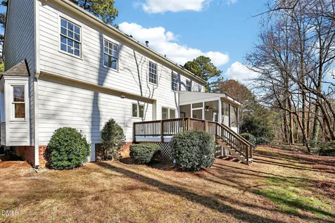 2224 Effingham Circle Raleigh NC 27615